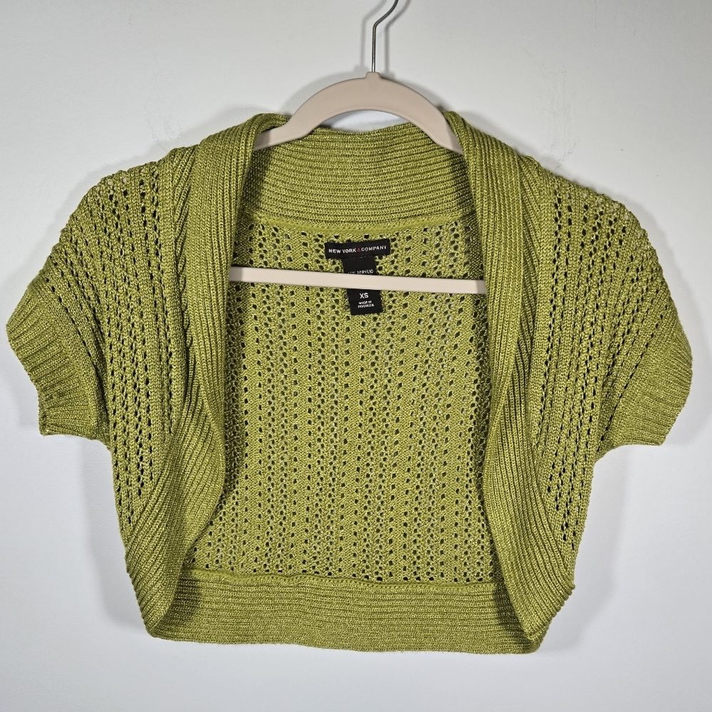 NY‎ & Co Green Open Knit Short Sleeve Shrug Size XS Lightweight Cardigan